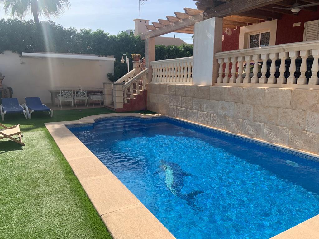 Magnifique maison jumelée avec piscine à Bahia Grande