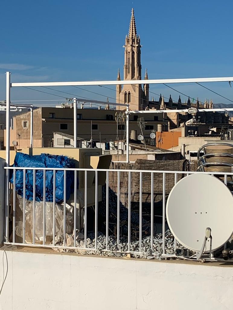 Se Vende Edificio de pisos en Casco Antiguo
