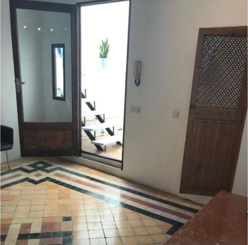 Se Vende Edificio de pisos en Casco Antiguo