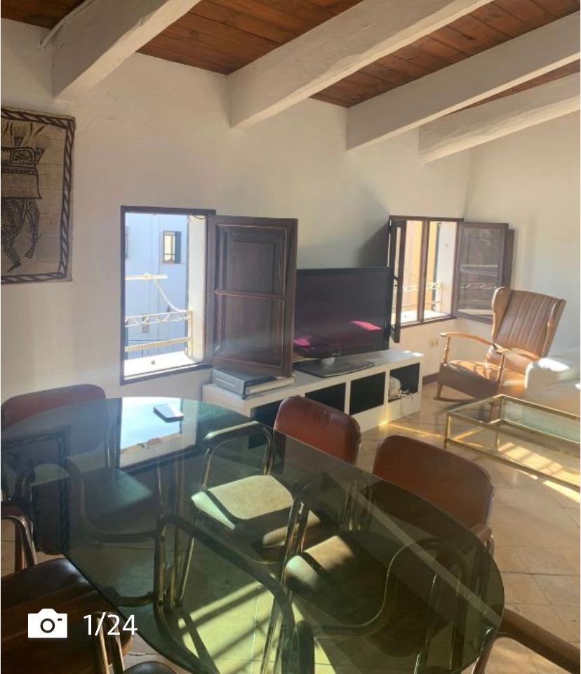 Se Vende Edificio de pisos en Casco Antiguo