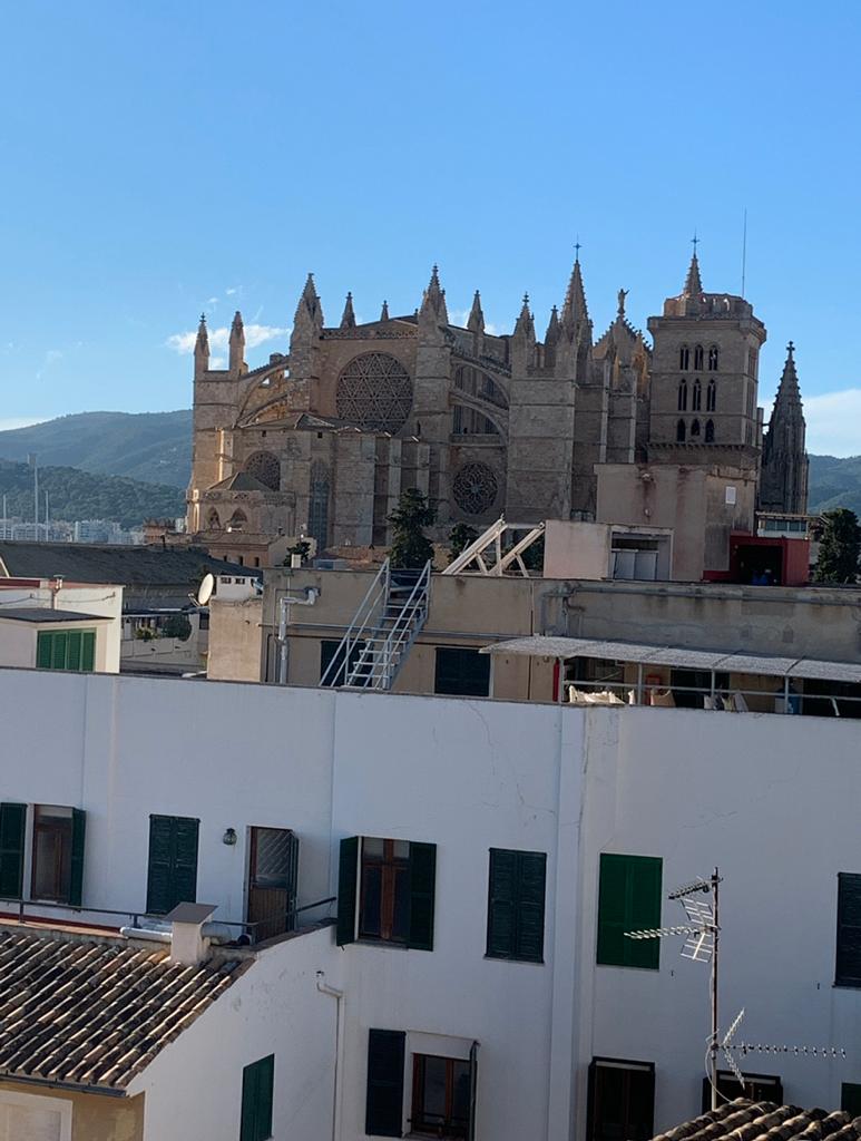 Se Vende Edificio de pisos en Casco Antiguo