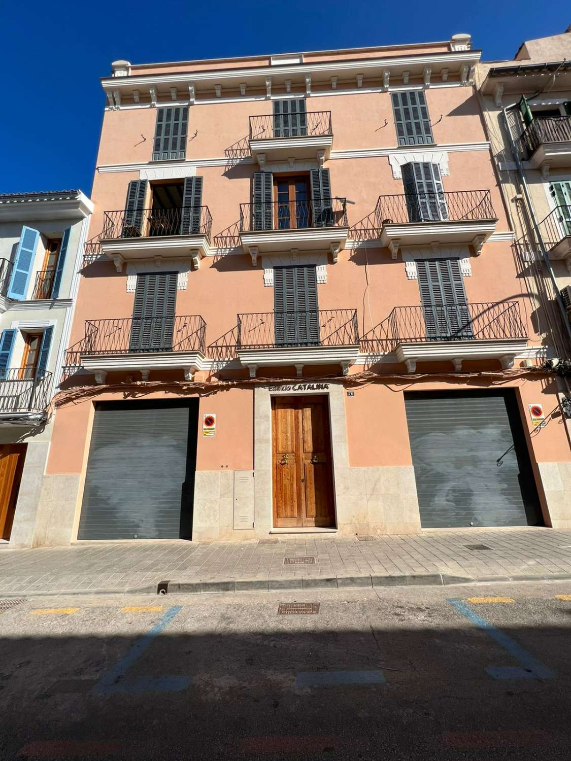 Ground Floor For Sale in Santa Catalina