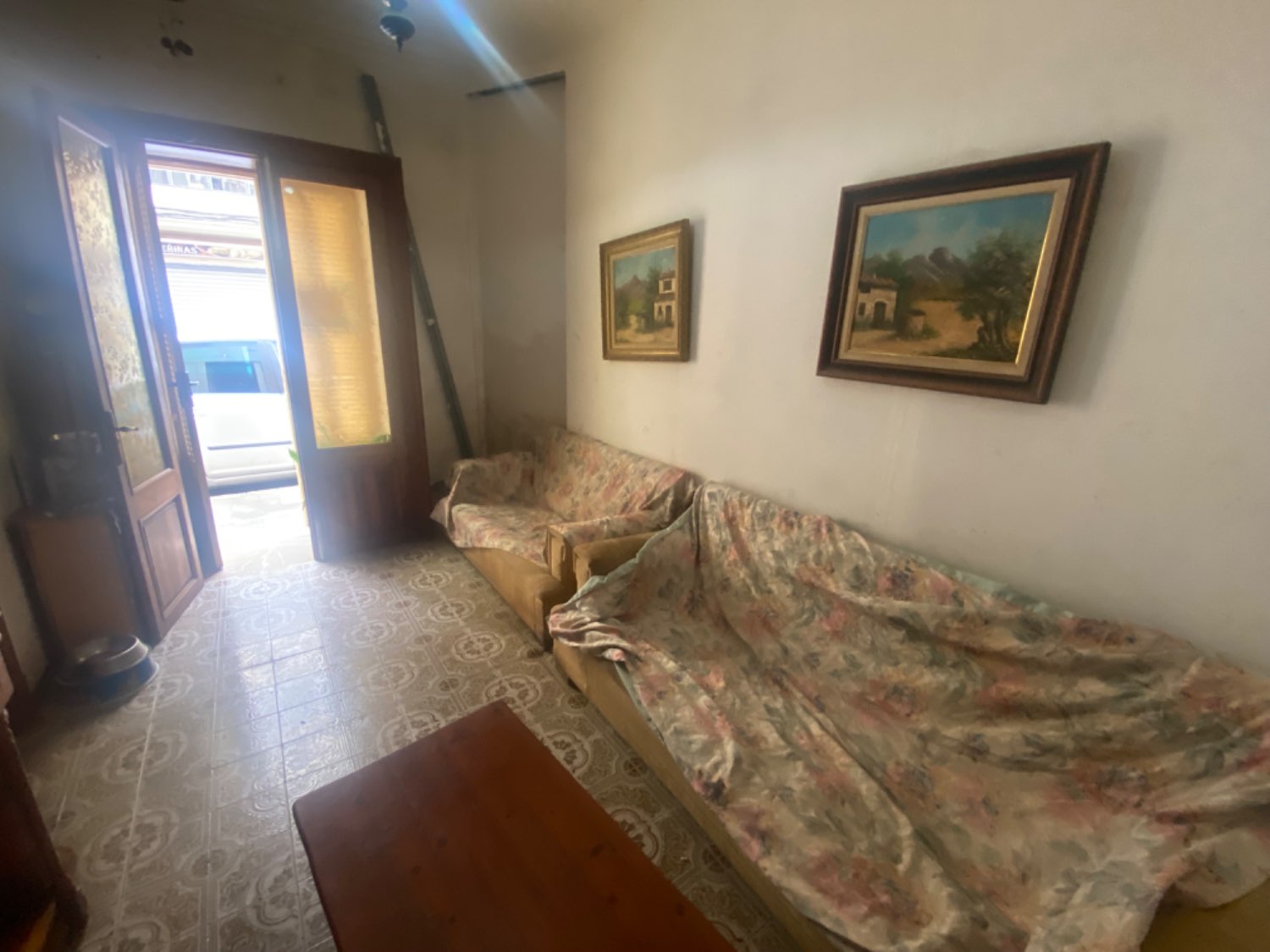 Ground floor with garden for sale in the center of INCA