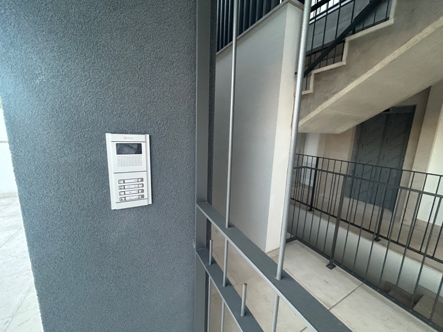 Se vende ATICO a estrenar en zona Palma Racket con piscina comunitaria.
