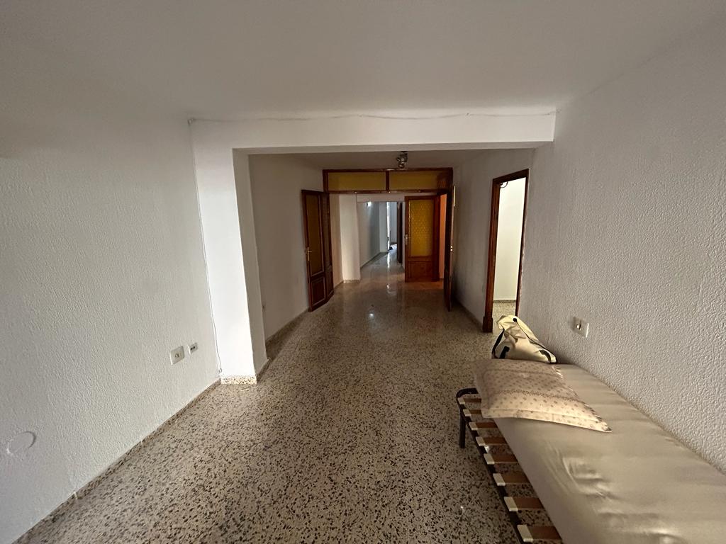 Spacious original apartment for sale in Pere Garau, with terrace