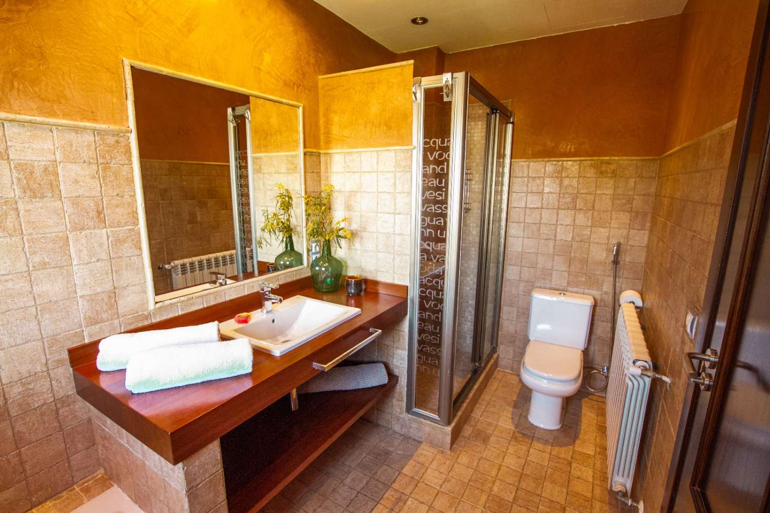 Chalet adosado en venta con piscina en Badia Gran