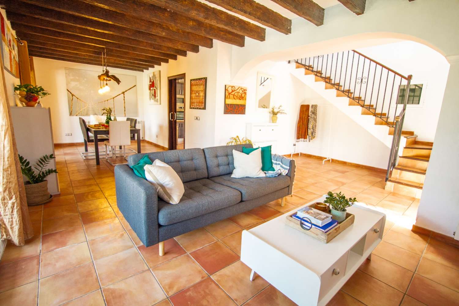 Chalet adosado en venta con piscina en Badia Gran