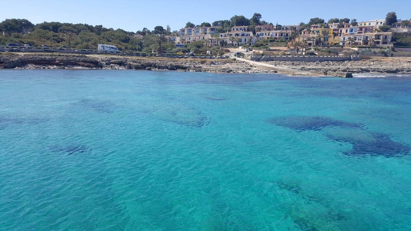 ADOSADITO FRENTE AL MAR PARA VACACIONAR